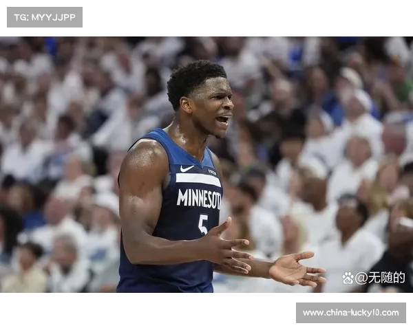 爱德华兹半场砍下14分,森林狼半场暂落后马刺1分 爱德华兹半场砍下14分,森林狼半场暂落后马刺1分